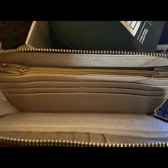 nY&co new leopard print zipper wallet - Picture 2 of 2